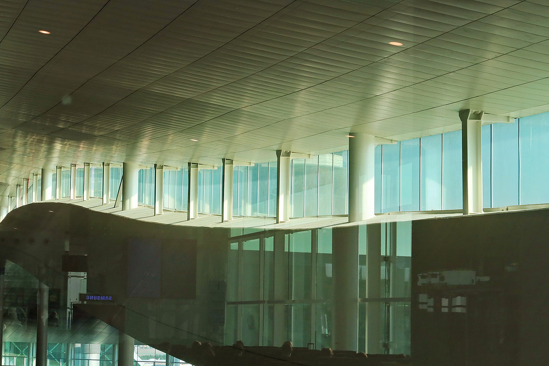 Swoopy Columns