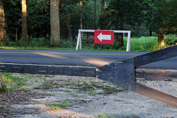 Arrow Gate
