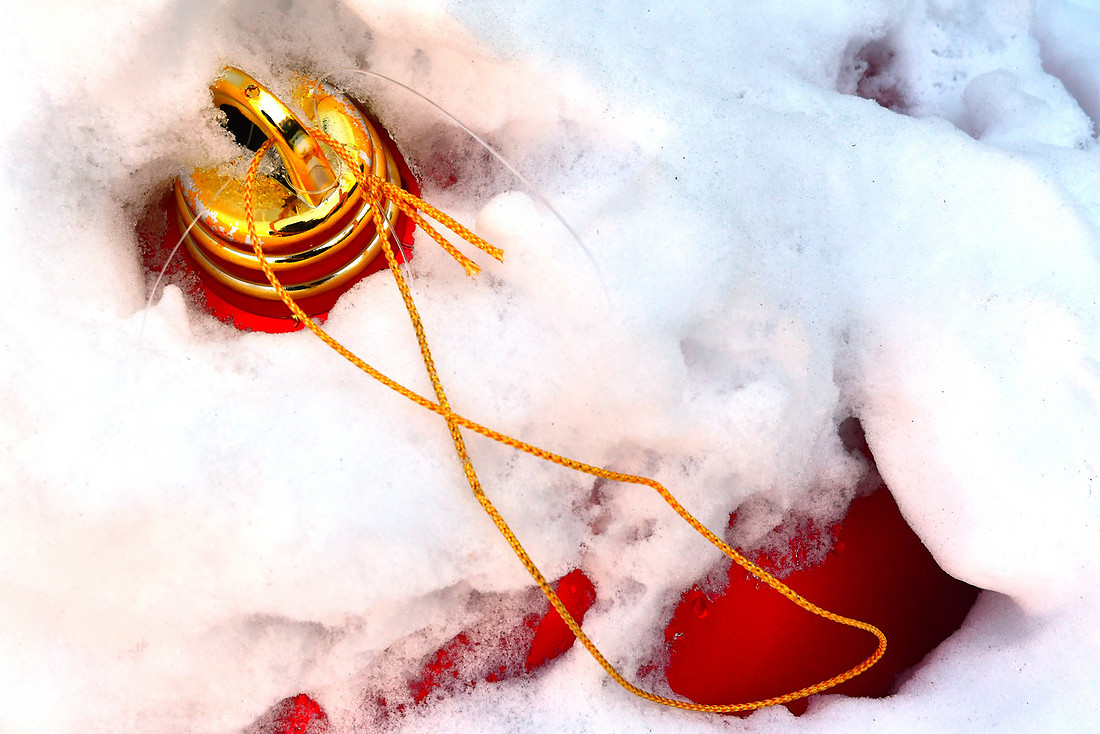 Snowy Balls