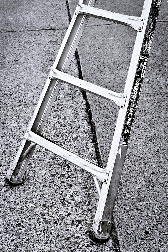 Mono Ladder