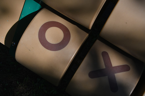 O X
