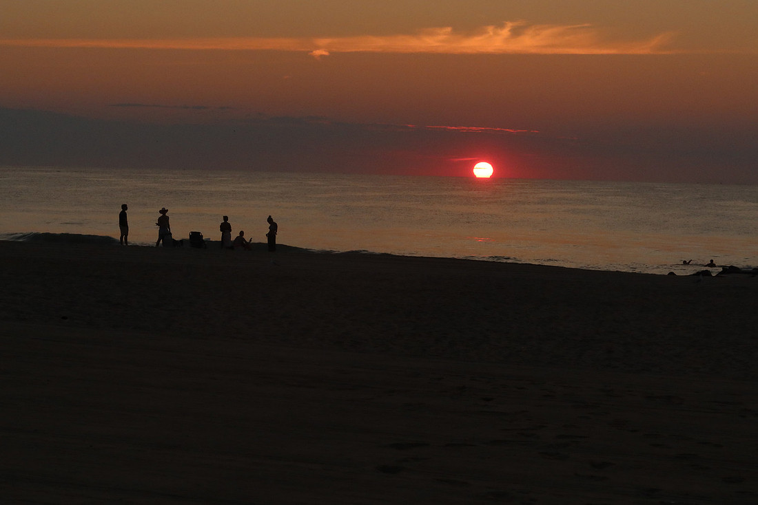 Sun Waiters