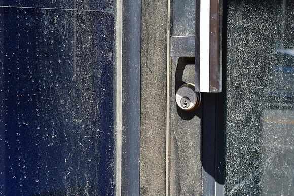 Dirty Lock