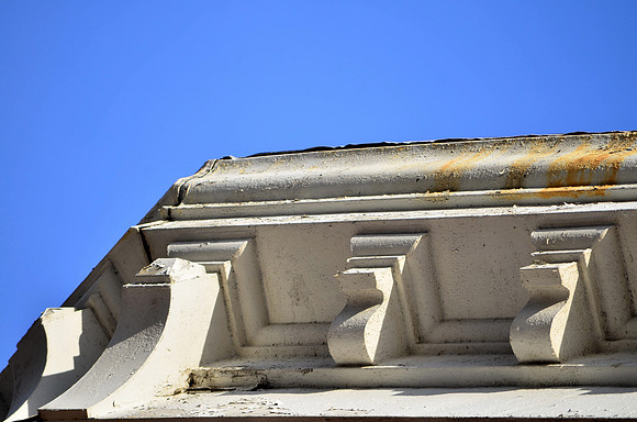 Cornice