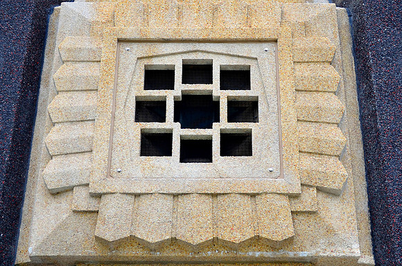 Deco Detail