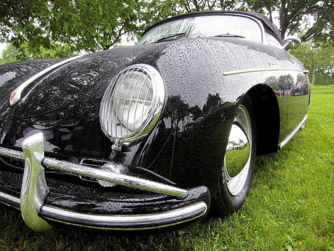 Wet Porsche
