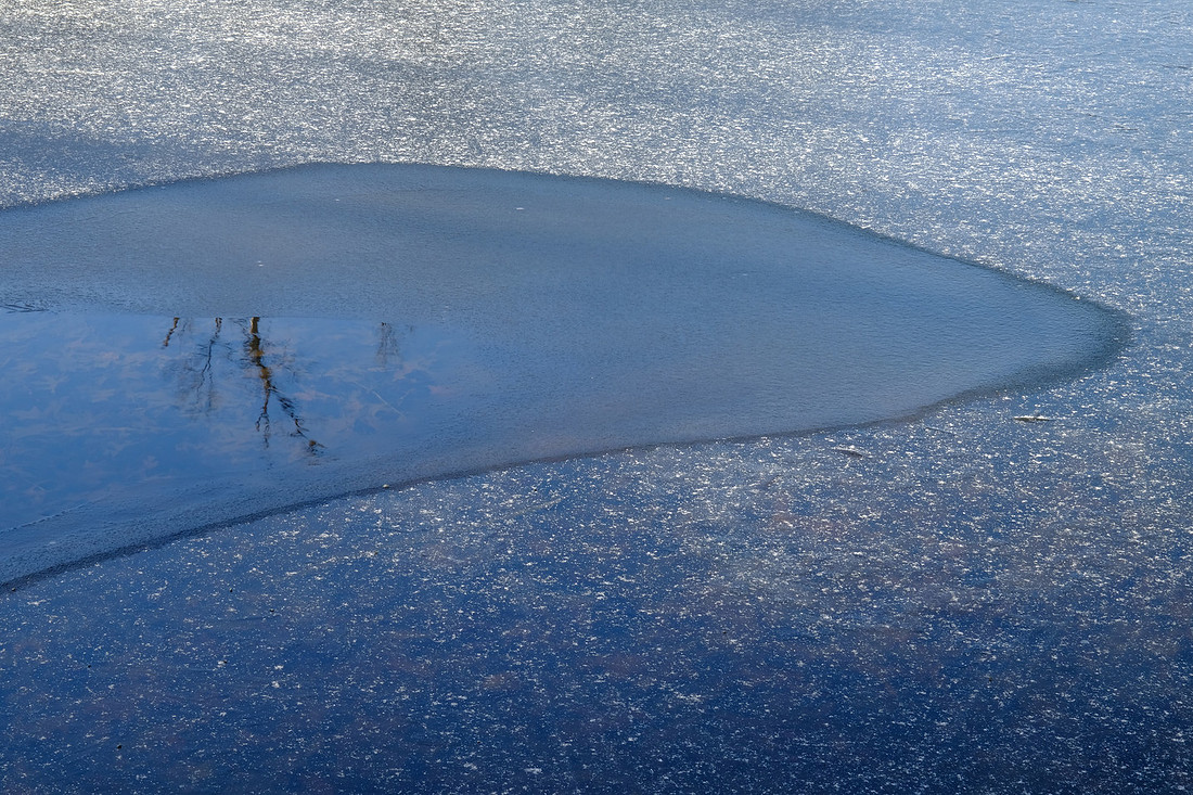 Freezing Reflections