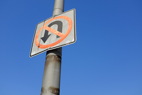 U Turn String