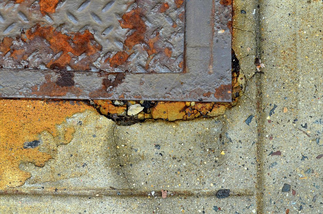 Rusty and Crumbly