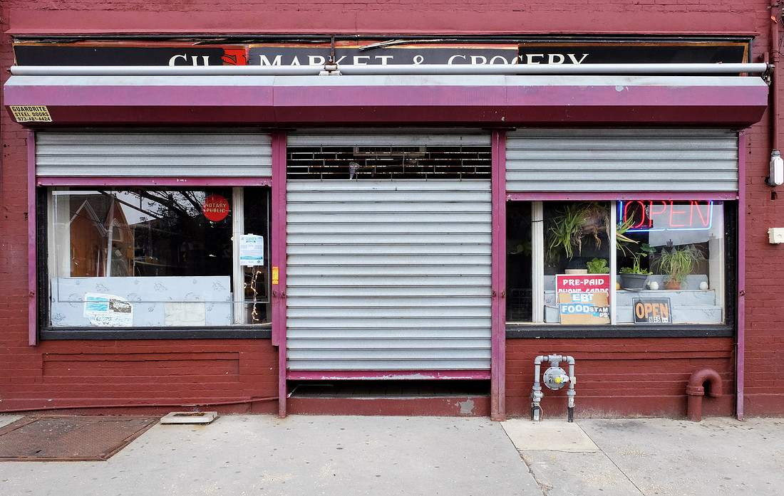 Market & Grocery