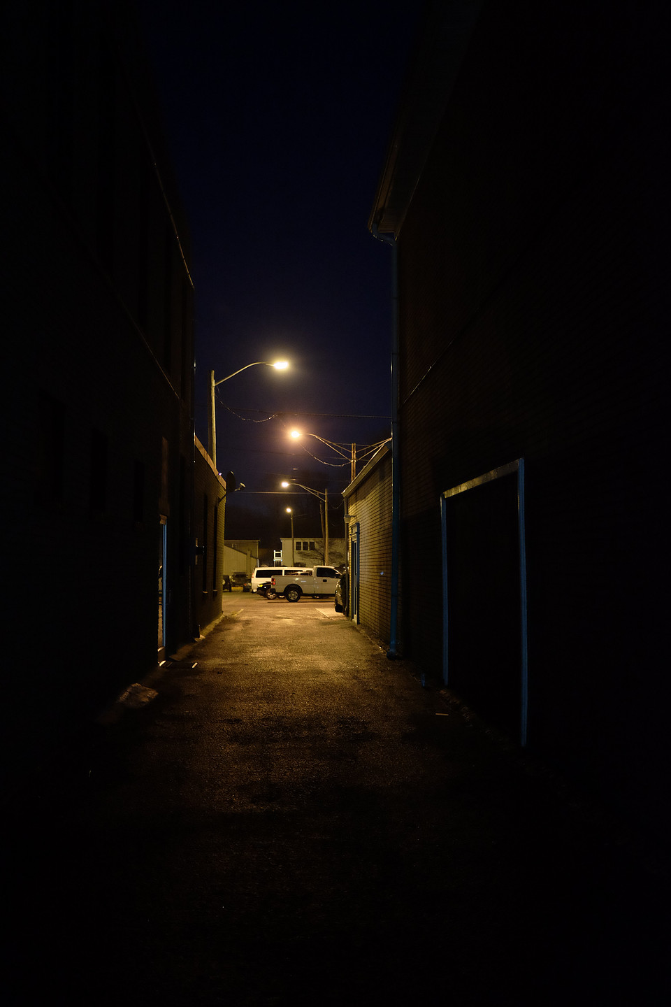 Alley 4