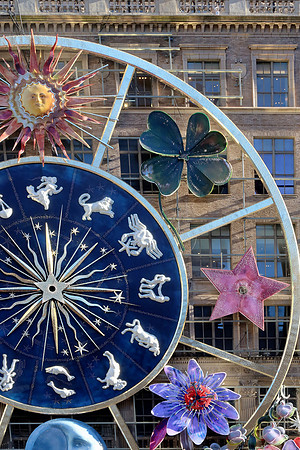 Saks Zodiac