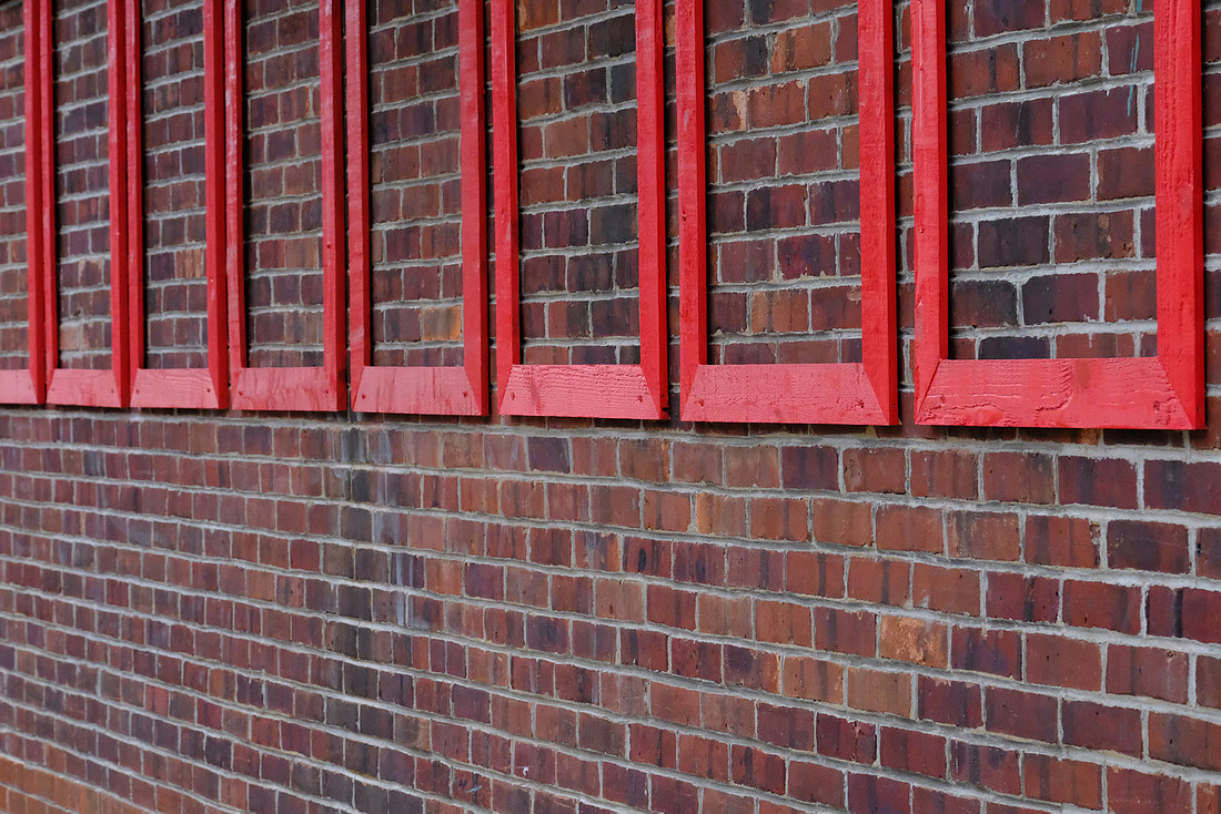 Red Frames