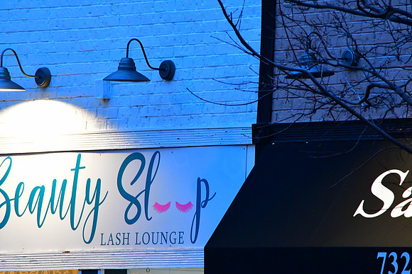 Lash Lounge