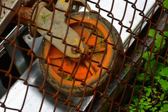 Fenced Caster
