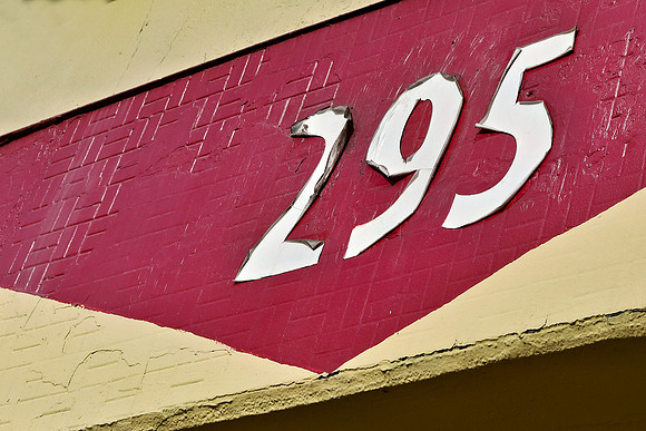 Curly 295