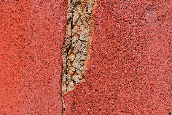 Cracked Red