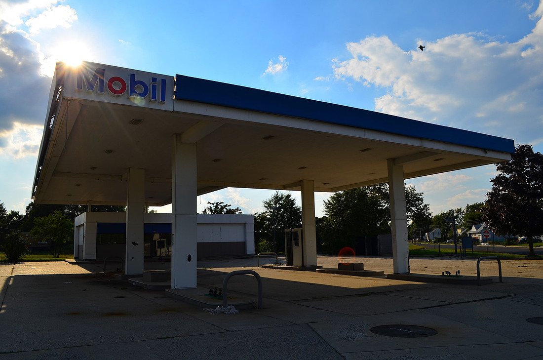Mobil