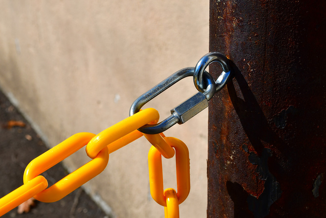 Yellow Chain