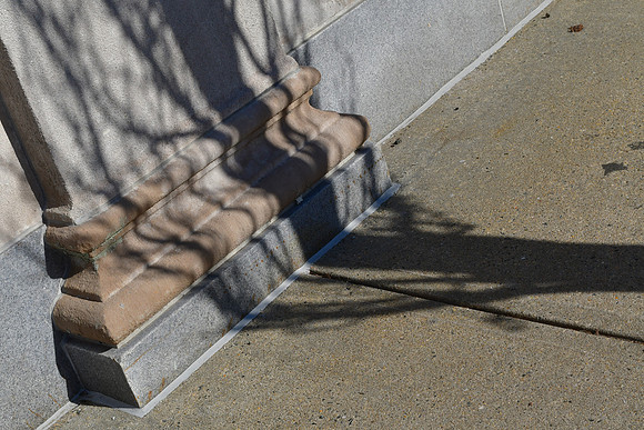 Shadow Climber