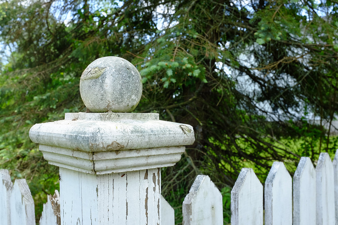 Worn Post
