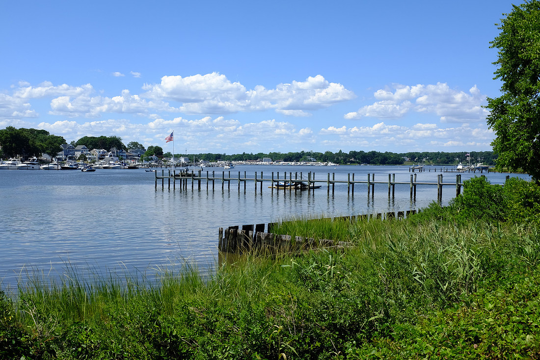 Dock