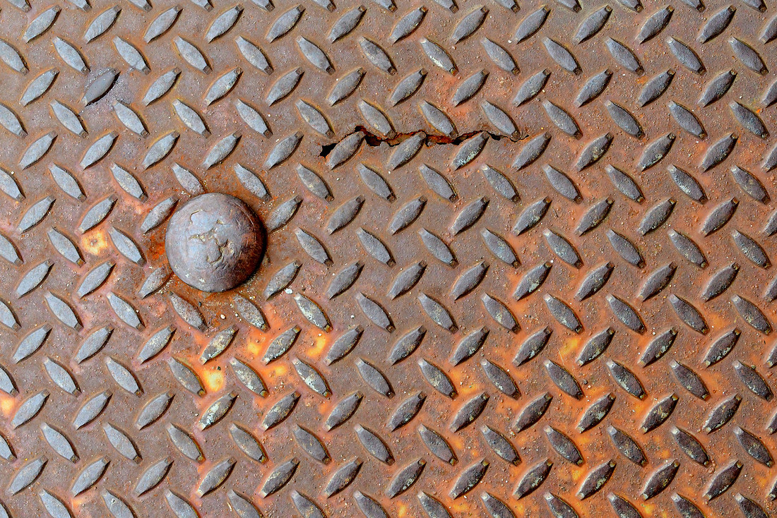 Cracked Plate